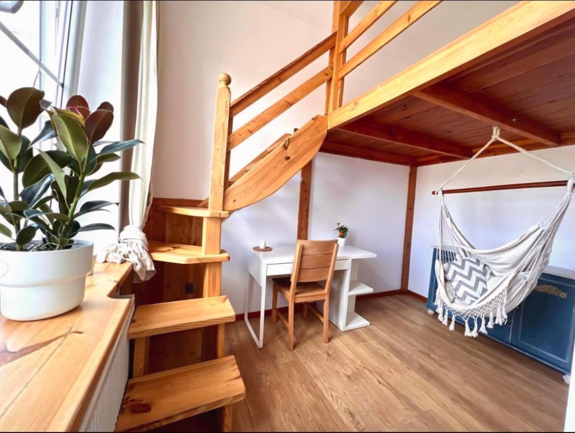 Chic Apartment In The Center Of Cracow Krakow Bagian luar foto